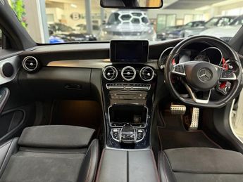Mercedes C Class AMG C 43 4MATIC PREMIUM [7X SERVICES, SAT NAV, LEATHER, PANORAMI
