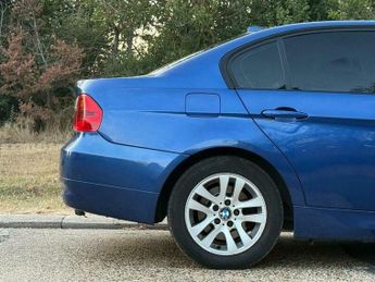 BMW 3 SERIES 2.0 320d SE Saloon 4dr Diesel Auto Euro 4 (163 ps)