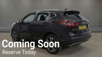 Nissan Qashqai 1.2 DIG-T N-Connecta XTRON Euro 6 (s/s) 5dr