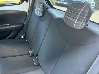 Peugeot 108 1.2 PureTech Allure Euro 6 5dr