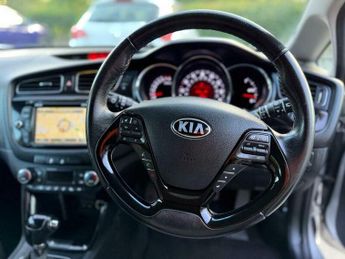 Kia Ceed 1.6 GDi 3 DCT Euro 5 5dr