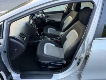 Kia Ceed 1.6 GDi 3 DCT Euro 5 5dr
