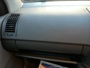 Volkswagen Polo 1.2 S Hatchback 3dr Petrol Manual (144 g/km, 55 bhp)