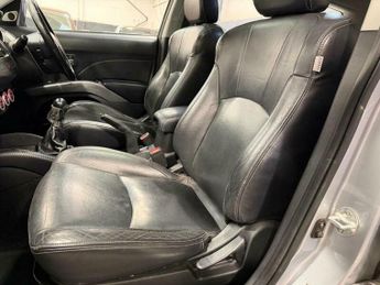 Mitsubishi Outlander 2.0 DI-DC Elegance 4WD Euro 4 5dr