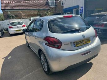 Peugeot 208 1.6 BlueHDi Allure Euro 6 5dr