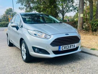 Ford Fiesta 1.25 Zetec Hatchback 5dr Petrol Manual Euro 5 (82 ps)