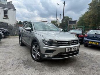 Volkswagen Tiguan 2.0 TDI BlueMotion Tech SEL DSG 4Motion Euro 6 (s/s) 5dr