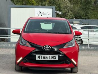 Toyota AYGO 1.0 VVT-i x-play x-shift Euro 5 5dr Euro 5