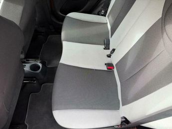 Toyota AYGO 1.0 VVT-i x-play x-shift Euro 5 5dr Euro 5