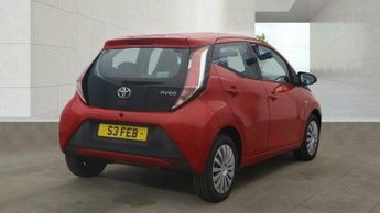 Toyota AYGO 1.0 VVT-i x-play x-shift Euro 5 5dr Euro 5