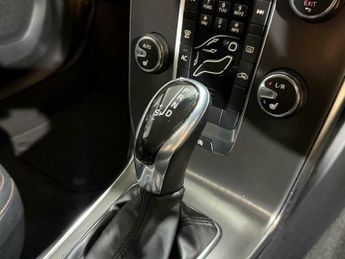 Volvo V40 1.6 D2 Lux Nav Powershift Euro 5 (s/s) 5dr