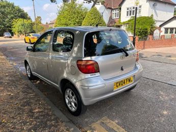 Toyota Yaris VVTI T SPIRIT