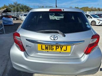 Toyota  -