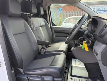 Vauxhall Vivaro 1.5 Turbo D 2900 Edition Panel Van 5dr Diesel Manual L2 H1 Euro 