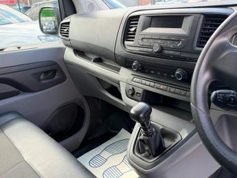 Vauxhall Vivaro 1.5 Turbo D 2900 Edition Panel Van 5dr Diesel Manual L2 H1 Euro 