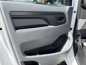 Vauxhall Vivaro 1.5 Turbo D 2900 Edition Panel Van 5dr Diesel Manual L2 H1 Euro 