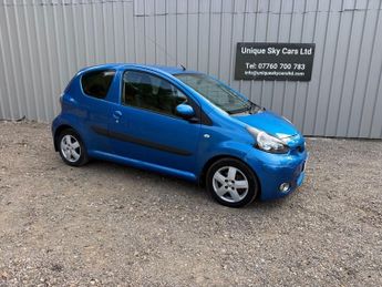 Toyota AYGO 1.0 VVT-i Blue Hatchback 3dr Petrol Manual Euro 4 (67 bhp)