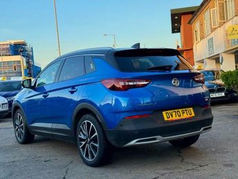 Vauxhall Grandland X 1.6 13.2kWh Business Edition Nav Auto Euro 6 (s/s) 5dr