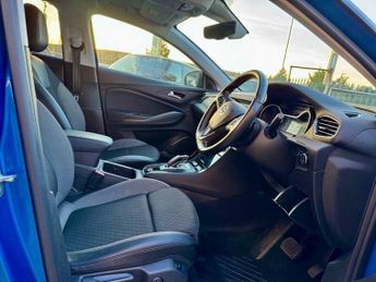 Vauxhall Grandland X 1.6 13.2kWh Business Edition Nav Auto Euro 6 (s/s) 5dr