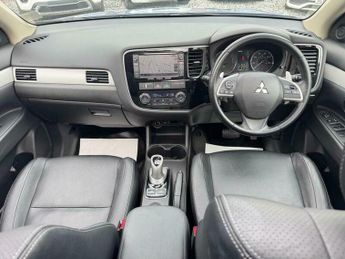 Mitsubishi Outlander 2.0h 12kWh GX4h CVT 4WD Euro 5 (s/s) 5dr