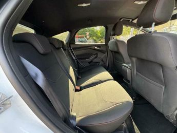 Ford Focus 1.0T EcoBoost ST-Line Euro 6 (s/s) 5dr