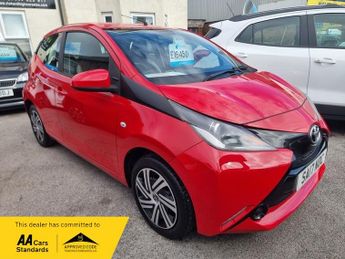 Toyota AYGO VVT-I X-PLAY