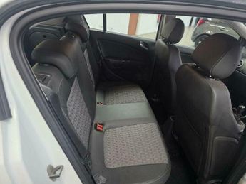 Vauxhall Corsa 1.4 16V SE Euro 5 5dr