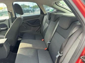 Ford Focus 1.6 Zetec Climate 5dr