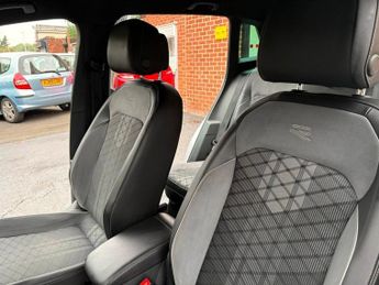 Volkswagen Tiguan R-LINE TDI 4MOTION DSG FINANCE AND PCP DEALS AVAILABLE SAT NAV H