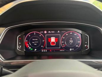 Volkswagen Tiguan R-LINE TDI 4MOTION DSG FINANCE AND PCP DEALS AVAILABLE SAT NAV H