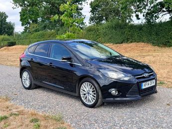 Ford Focus 1.6 TDCi Zetec Navigator Hatchback 5dr Diesel Manual Euro 5 (s/s