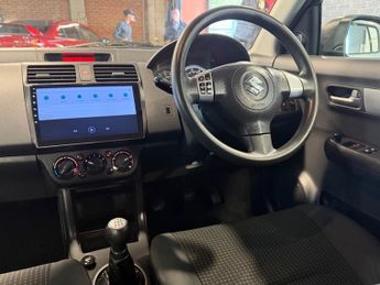 Suzuki Swift 1.5 GLX