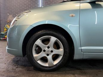 Suzuki Swift 1.5 GLX