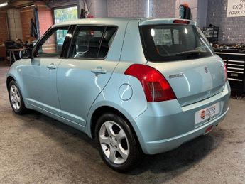 Suzuki Swift 1.5 GLX