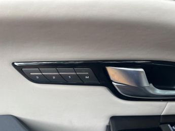 Land Rover Range Rover Evoque TD4 HSE DYNAMIC Automatic