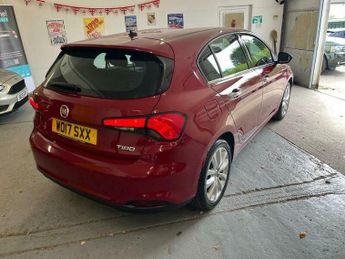 Fiat Tipo 1.4 MPI Lounge Euro 6 5dr