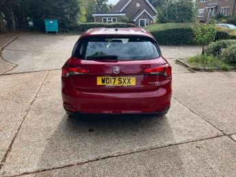 Fiat Tipo 1.4 MPI Lounge Euro 6 5dr
