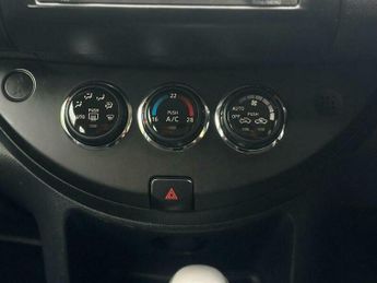 Nissan Note 1.6 16V Acenta Auto Euro 5 5dr