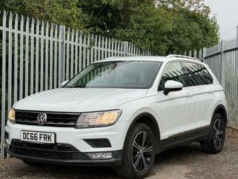 Volkswagen Tiguan 2.0 TDI BlueMotion Tech SE Navigation DSG 4Motion Euro 6 (s/s) 5