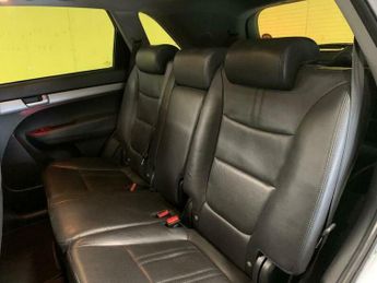 Kia Sorento 2.2 CRDi KX-3 Auto AWD Euro 5 5dr