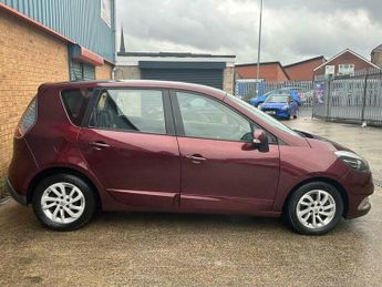 Renault Scenic 1.6 dCi Dynamique TomTom Euro 5 (s/s) 5dr