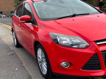 Ford Focus 1.6 Zetec Powershift Euro 5 5dr