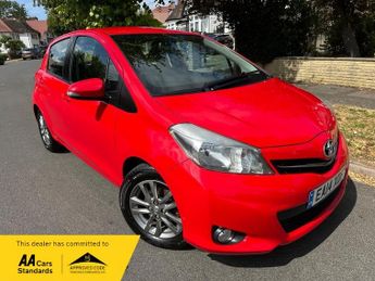 Toyota Yaris 1.3 DUAL VVT-I ICON PLUS HPI CLEAR+FSH+SUPERB