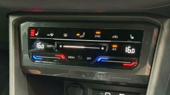 Volkswagen Tiguan 1.5 TSI R-Line DSG Euro 6 (s/s) 5dr