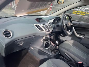 Ford Fiesta 1.25 Zetec Hatchback 3dr Petrol Manual (133 g/km, 81 bhp)