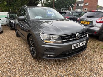 Volkswagen Tiguan SE NAVIGATION TDI