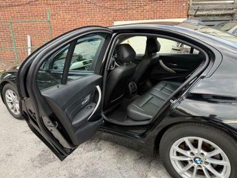 BMW 3 SERIES 2.0 320d ED Plus Auto Euro 6 (s/s) 4dr