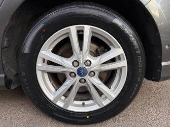 Ford S-Max TITANIUM TDCI