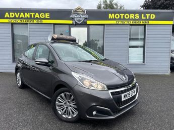 Peugeot 208 1.2 PureTech Signature Hatchback 5dr Petrol Manual Euro 6 (s/s) 