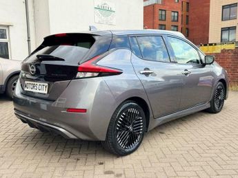 Nissan Leaf 39kWh N-Connecta Auto 5dr